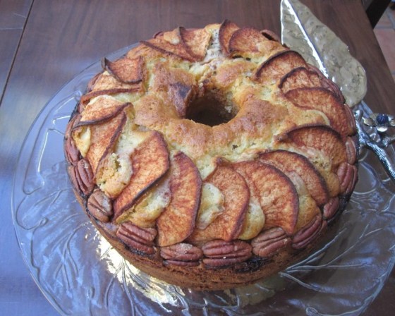 Apples & Honey cake